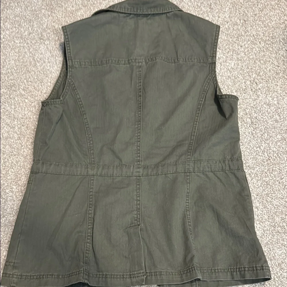 Women's Olive Green Utility Vest - Picture 5 of 5
